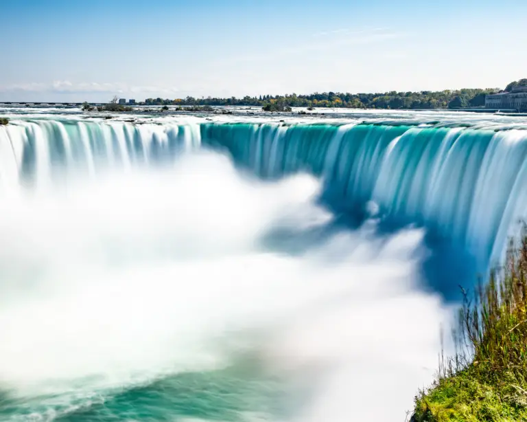 Travel guide to Niagara Falls